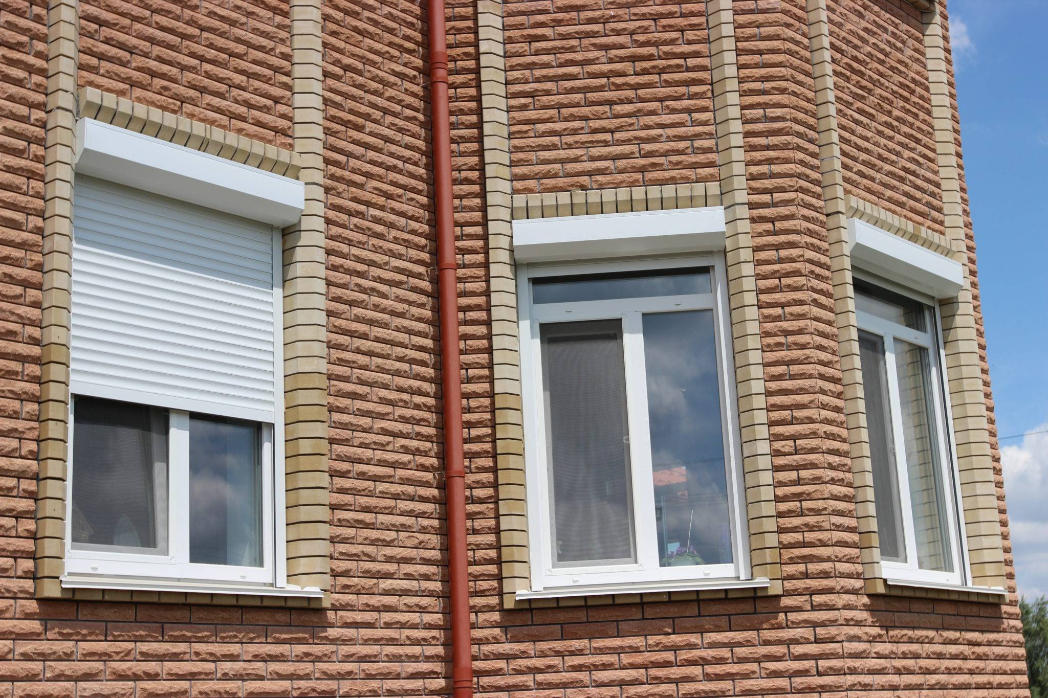 защитные роллеты на окна