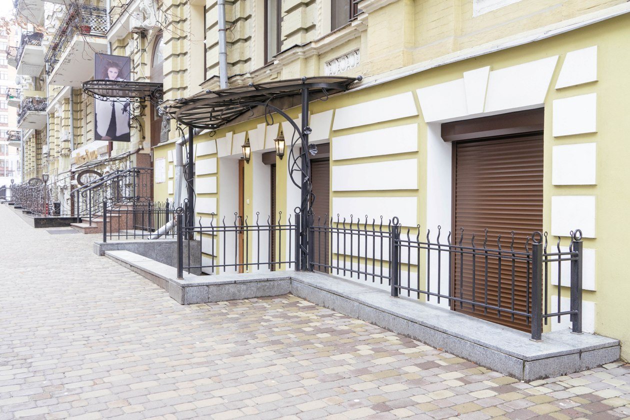 Ролеты Киев - Купить защитные роллеты на окна Rolleti